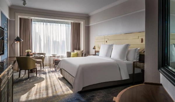 Four Seasons Hotel Singapore image 14